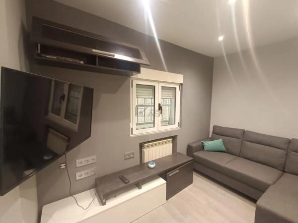 Casa independiente en Vía, 4