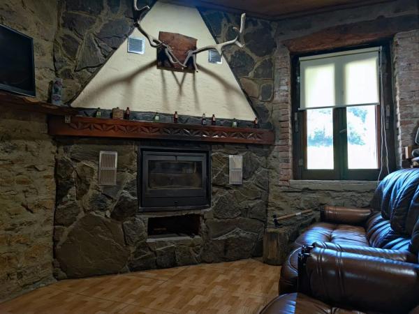 Casa de pueblo en calle Castañedo, 27