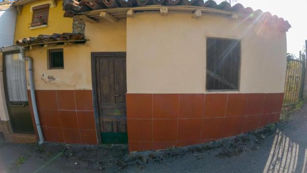Casa independiente en calle el Barrero