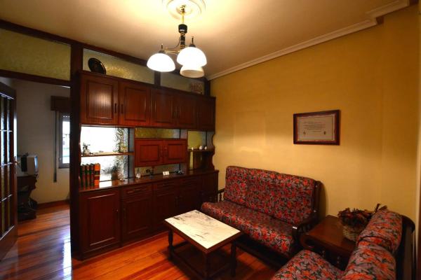 Casa independiente en plaza Marqués Casa Quijano