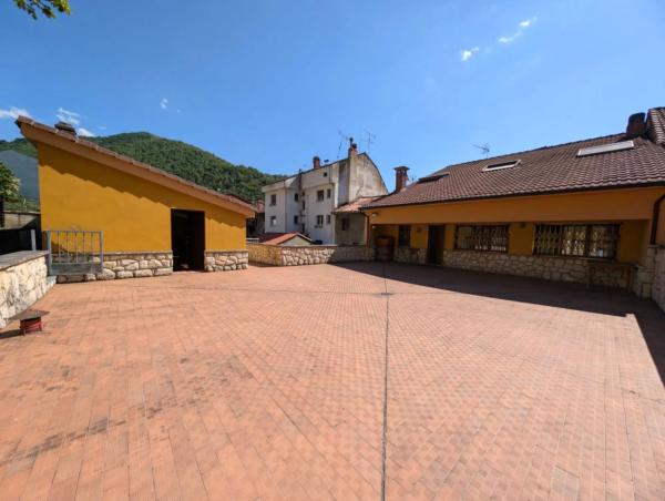 Casa independiente en carretera General