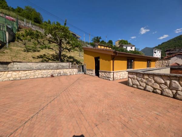 Casa independiente en carretera General