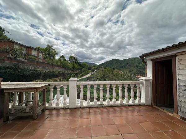 Casa independiente en carretera de Casorvida