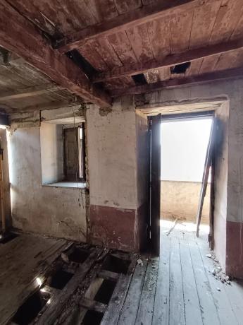 Casa de pueblo en carretera general, 96