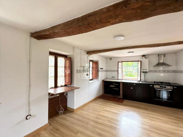 Casa independiente en carretera de Casorvida