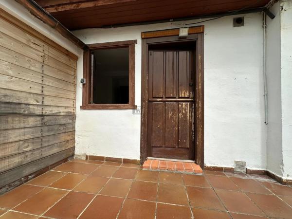 Casa independiente en carretera de Casorvida