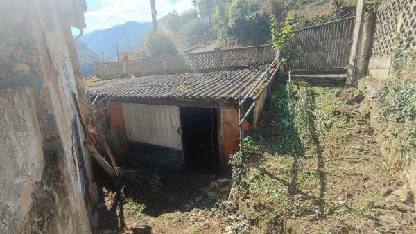 Casa independiente en Moreda - Santibañez