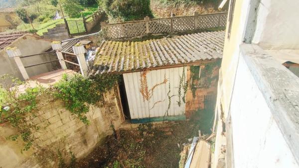 Casa independiente en Moreda - Santibañez