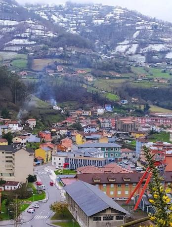 Casa independiente en Lugar Cuadriella