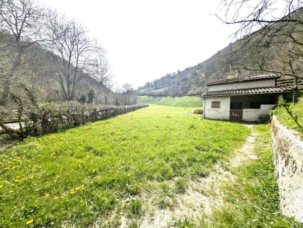 Casa independiente en carretera la Casomera