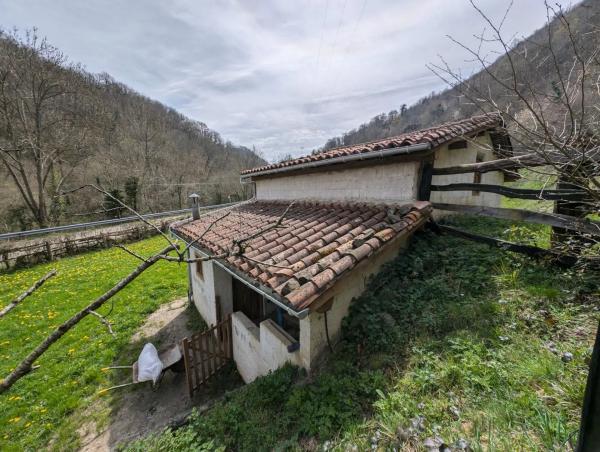 Casa independiente en carretera la Casomera