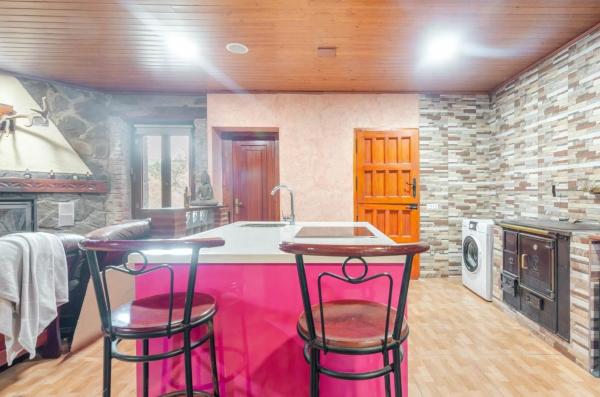 Casa independiente en Lugar Castañedo