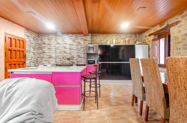 Casa independiente en Lugar Castañedo