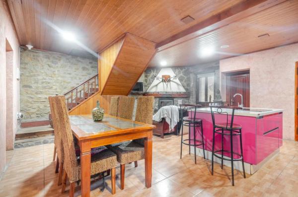 Casa independiente en Lugar Castañedo