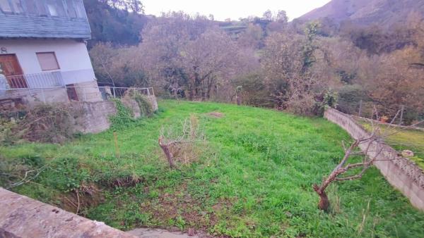Casa independiente en calle Fios del Pueblu