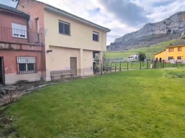 Casa independiente en Ae-5