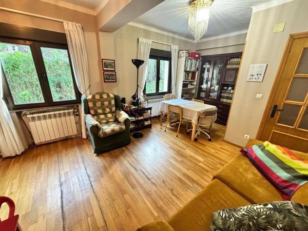 Casa independiente en avenida del Camino, 8