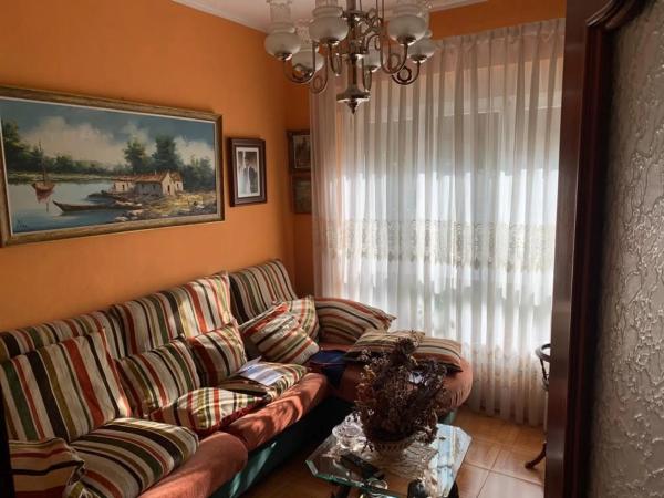 Casa de pueblo en La estacion, 1