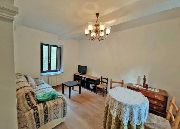 Casa de pueblo en Mi-2, 36