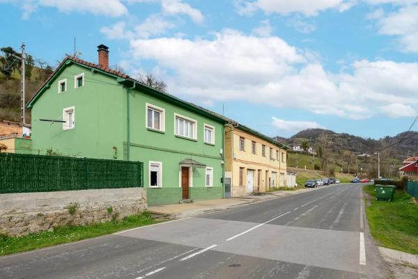 Casa independiente en Oviedo - Campomanes, 58