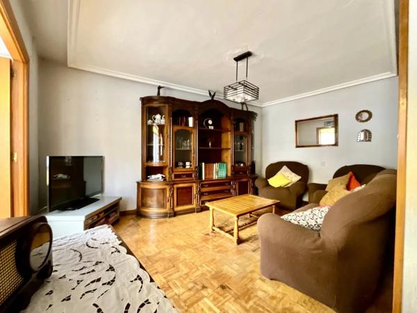 Casa independiente en Vía