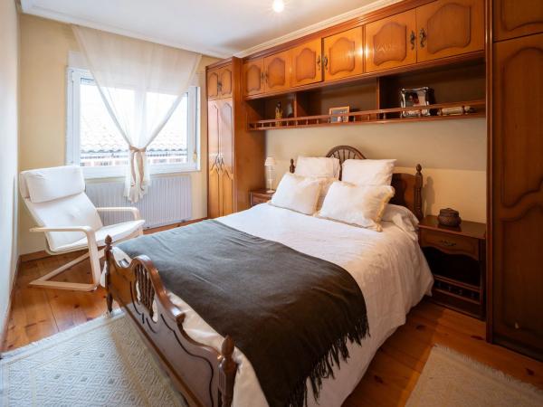 Casa de pueblo en La Pola Vieya, 136