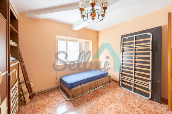 Casa independiente en calle Silvino Arguelles