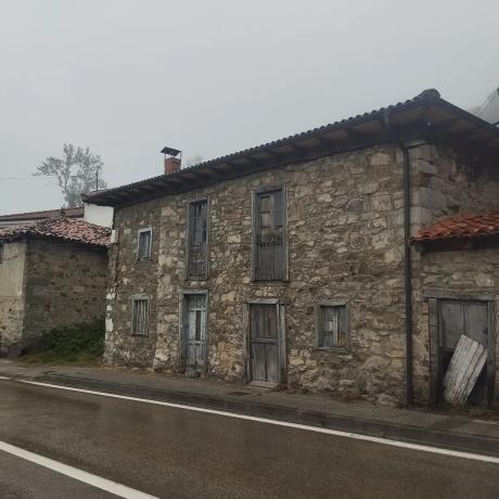 Casa independiente en Pola lena