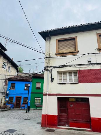 Casa de pueblo en calle Silvino Arguelles, 12