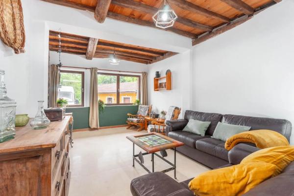 Casa independiente en Lugar, 53