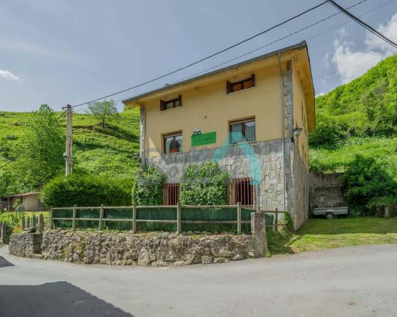 Casa independiente en Ln-8