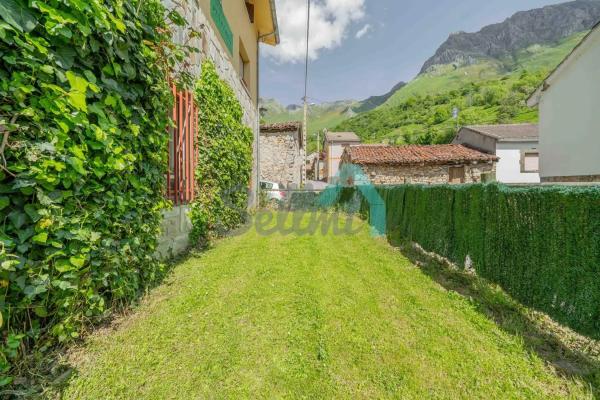 Casa independiente en Ln-8