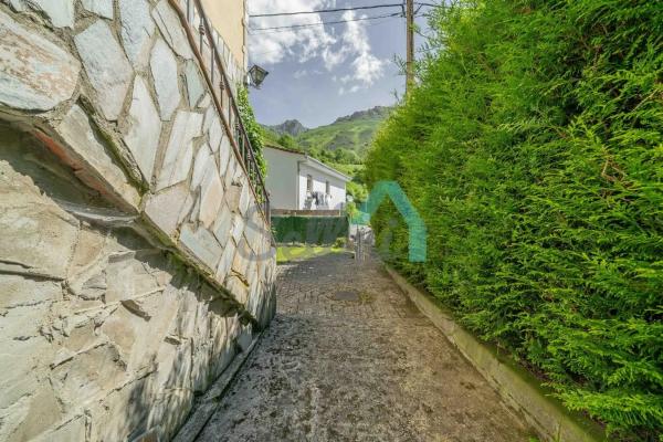 Casa independiente en Ln-8