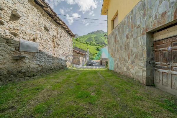 Casa independiente en Ln-8