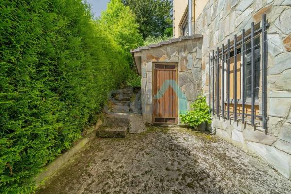 Casa independiente en Ln-8