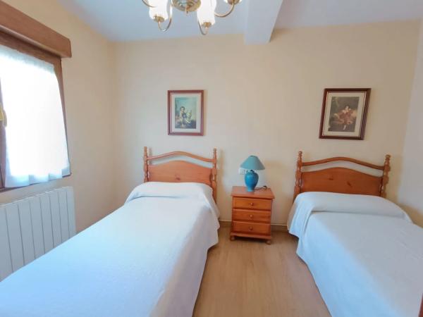 Casa de pueblo en Lugar Gallegos, 14