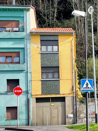 Casa independiente en Barrio Bazuelo, 21