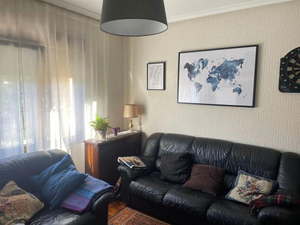 Casa independiente en Barrio Bazuelo, 21