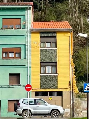 Casa independiente en Barrio Bazuelo, 21