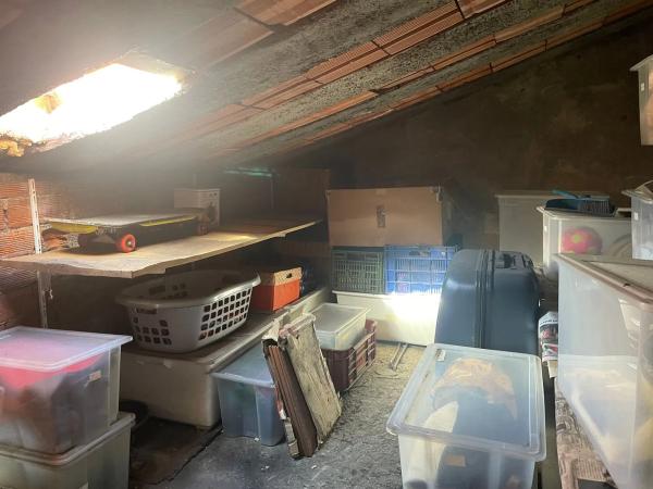 Casa independiente en Barrio Bazuelo, 21