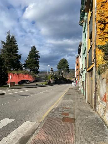 Casa independiente en Barrio Bazuelo, 21