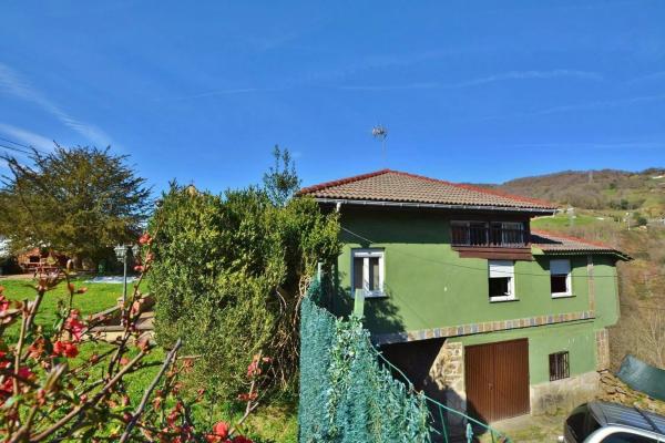 Casa independiente en Vía