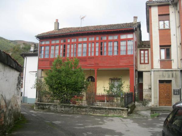 Casa de pueblo en carretera General, 20