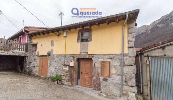 Casa de pueblo en La Cruz s/n