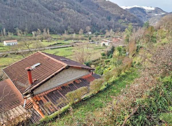 Casa de pueblo en 4f96+hf s/n