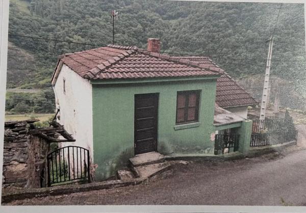 Casa de pueblo en El Fontán, 1