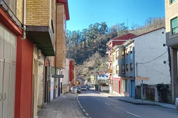 Casa de pueblo en Aldea Felguera, 56