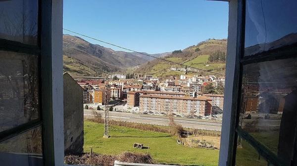 Casa de pueblo en El Corraón, 2