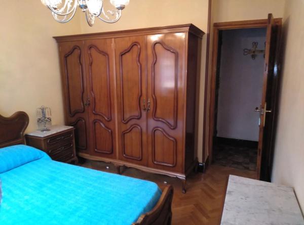 Casa independiente en calle José Hevia, 6