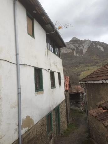 Casa de pueblo en Zurea, 66